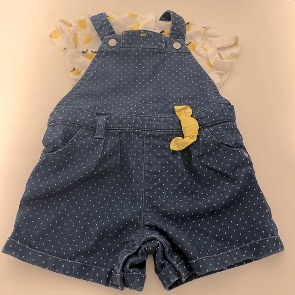 Two sets of overalls and matching tees - Picture 6 of 9